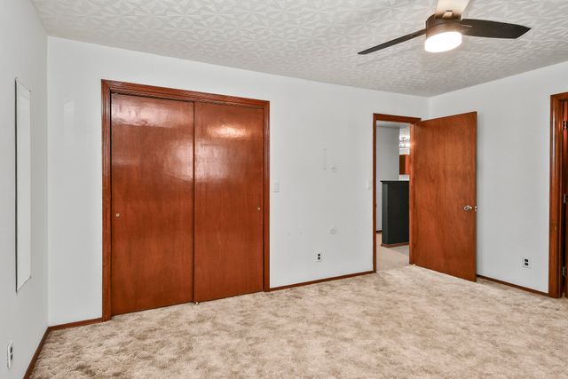 1027 Smith Avenue, Marshfield, MO 65706