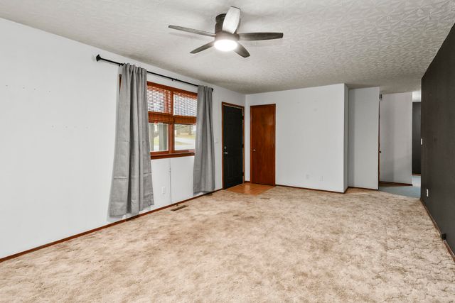 1027 Smith Avenue, Marshfield, MO 65706