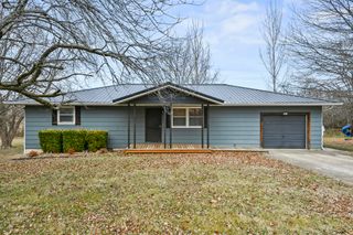 1027 Smith Avenue, Marshfield, MO 65706