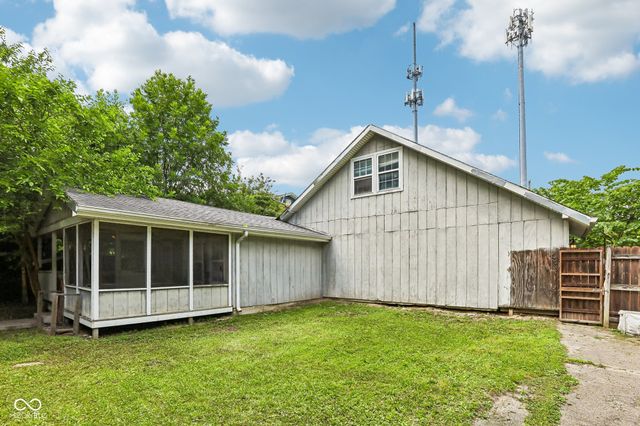 2215 W 60th Street, Indianapolis, IN 46228