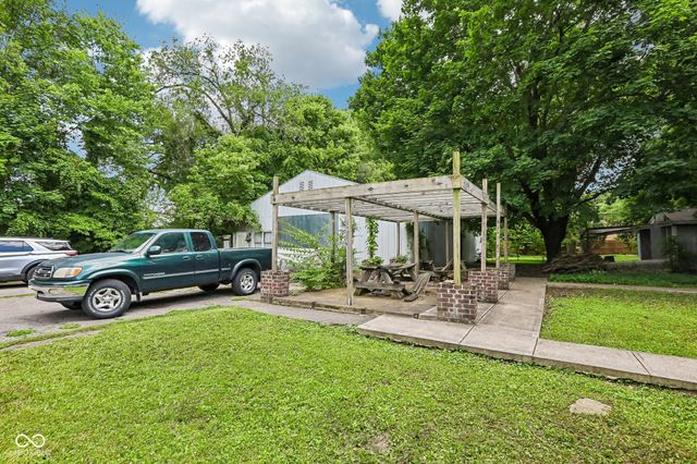 2215 W 60th Street, Indianapolis, IN 46228