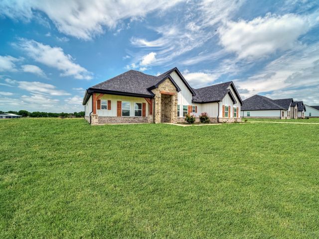 2558 W FM 1566, Celeste, TX 75423