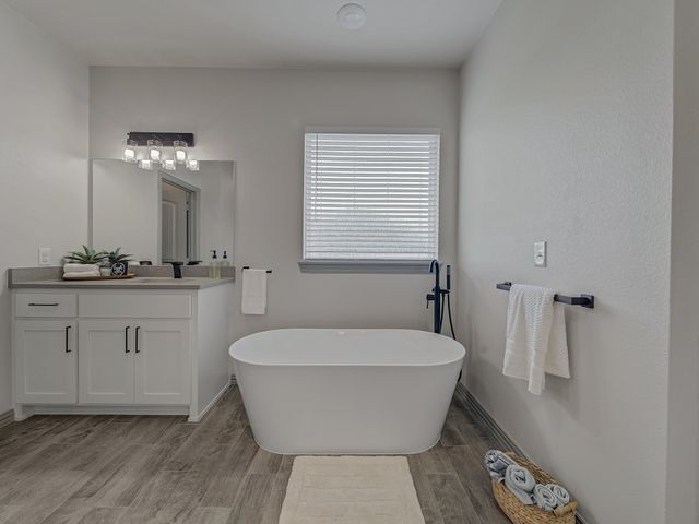 2558 W FM 1566, Celeste, TX 75423
