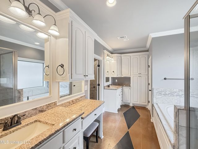 613 Emerald Court, Brandon, MS 39047