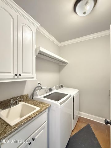 613 Emerald Court, Brandon, MS 39047