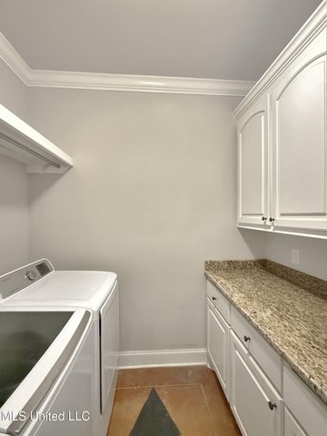 613 Emerald Court, Brandon, MS 39047