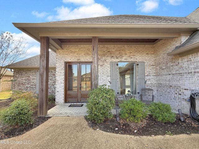 613 Emerald Court, Brandon, MS 39047