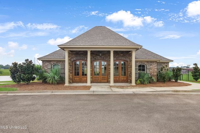 613 Emerald Court, Brandon, MS 39047