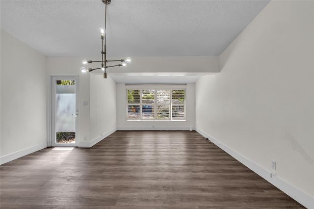 1705 SW 10th Street, Fort Lauderdale, FL 33312