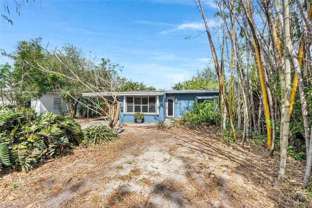 1705 SW 10th Street, Fort Lauderdale, FL 33312