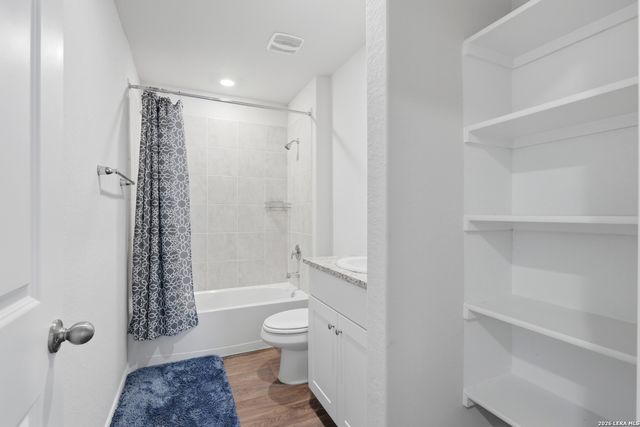 10410 McIntosh, San Antonio, TX 78252