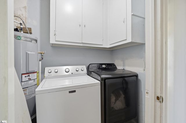 104 Old Well Place, Boiling Springs, SC 29316