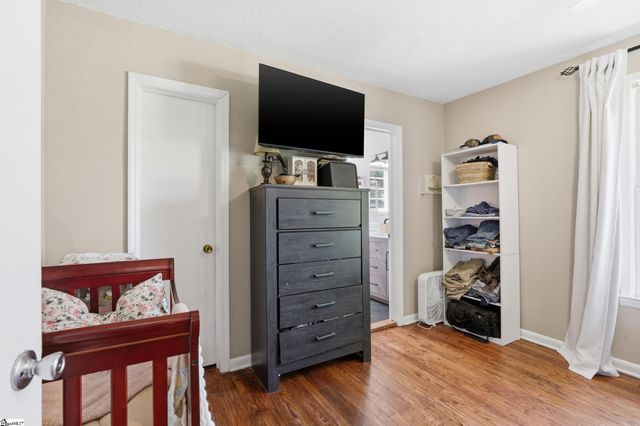 104 Old Well Place, Boiling Springs, SC 29316