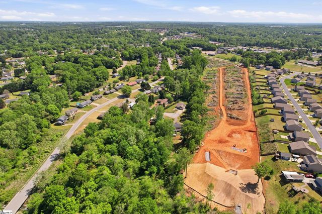 104 Old Well Place, Boiling Springs, SC 29316