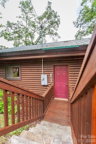 307 Blue Ridge Parkway, Bryson City, NC 28713