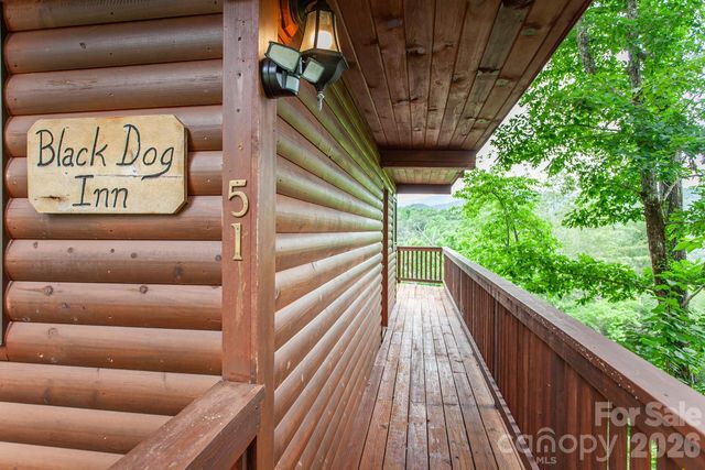 307 Blue Ridge Parkway, Bryson City, NC 28713