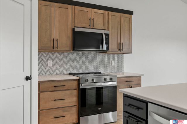 954 W El Alameda Street, Lincoln, NE 68523