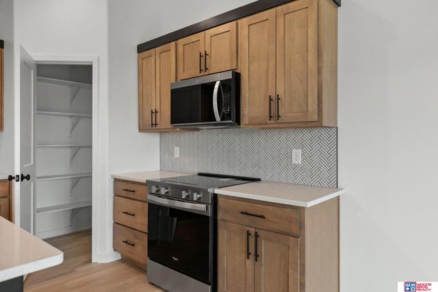 954 W El Alameda Street, Lincoln, NE 68523
