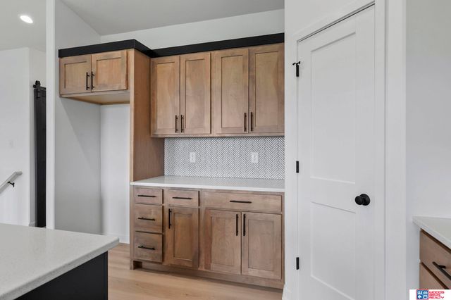 954 W El Alameda Street, Lincoln, NE 68523