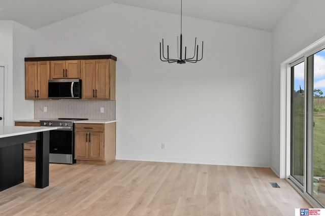 954 W El Alameda Street, Lincoln, NE 68523