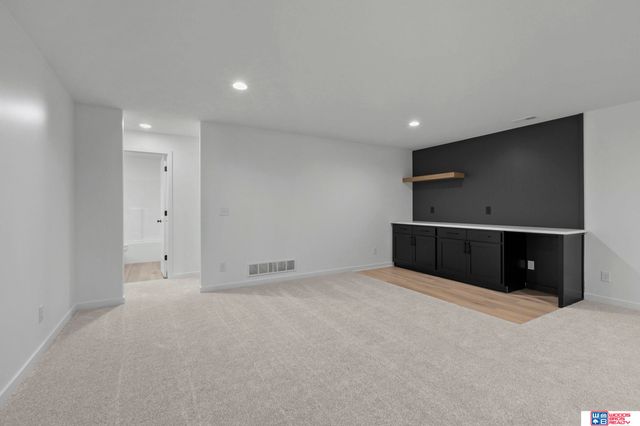 954 W El Alameda Street, Lincoln, NE 68523