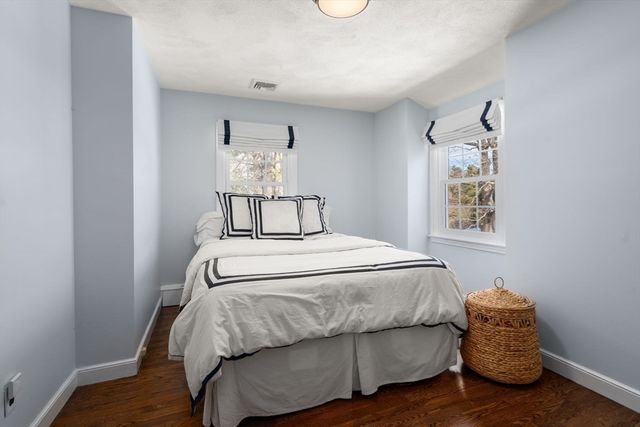 59 Bradyll Road, Weston, MA 02493