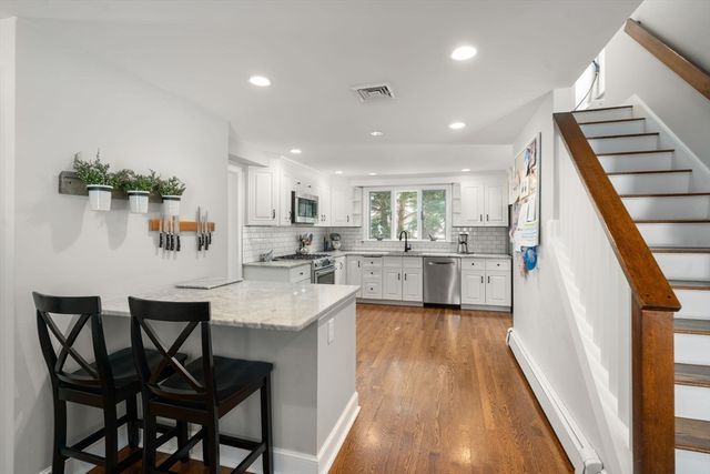 59 Bradyll Road, Weston, MA 02493