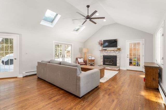 59 Bradyll Road, Weston, MA 02493