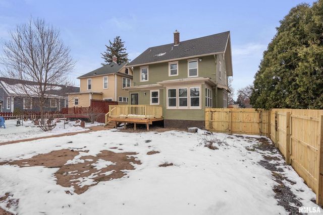 1203 W Locust Street, Davenport, IA 52804