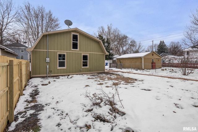 1203 W Locust Street, Davenport, IA 52804