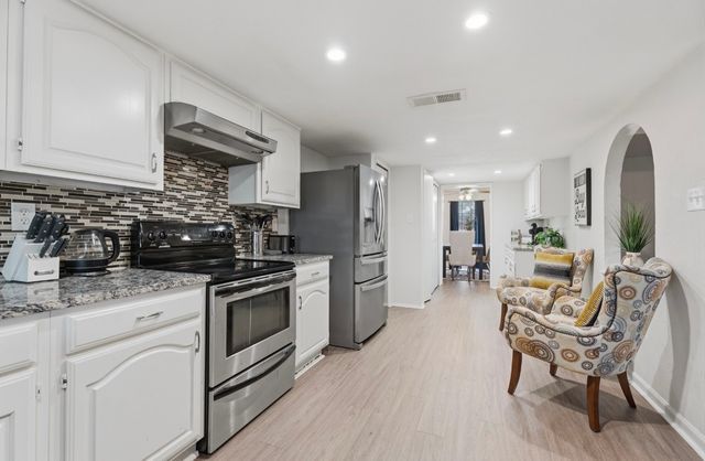 2213 Proctor Drive, Carrollton, TX 75007