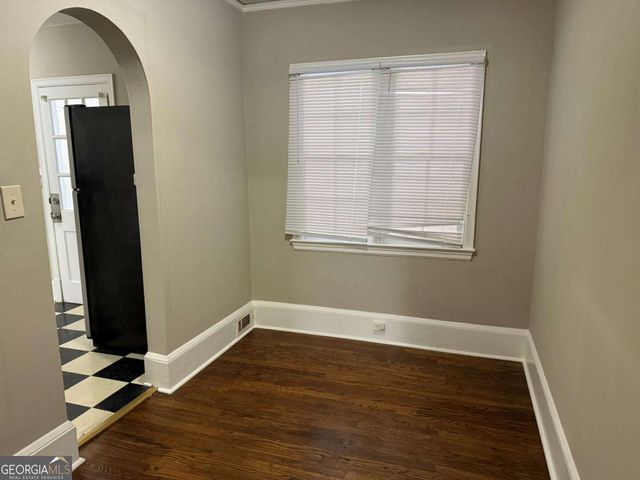 300 Forrest Avenue B, Gainesville, GA 30501