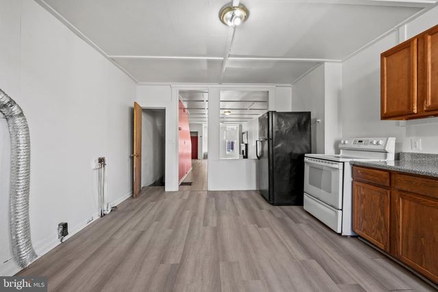 220 N LUZERNE AVE, Baltimore, MD 21224