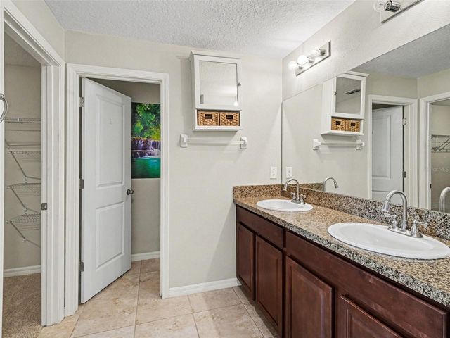 16803 PEACEFUL VALLEY DRIVE, Wimauma, FL 33598