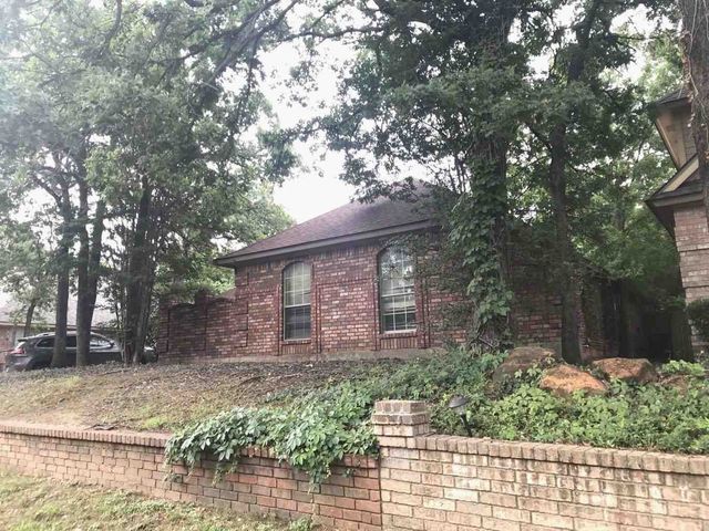 4904 Saddleback Road, Arlington, TX 76017