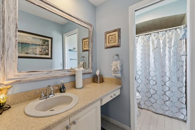 4176 SE Fairway Court, Stuart, FL 34997