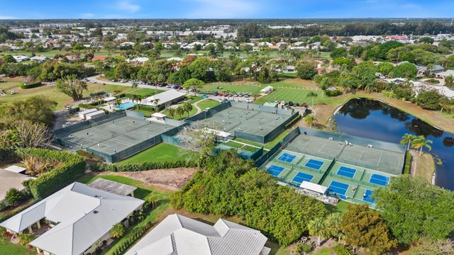 4176 SE Fairway Court, Stuart, FL 34997