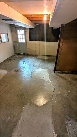 1209 SW Madison Street, Lee's Summit, MO 64081