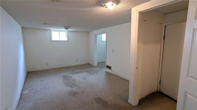 1209 SW Madison Street, Lee's Summit, MO 64081
