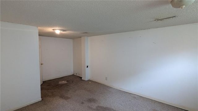1209 SW Madison Street, Lee's Summit, MO 64081