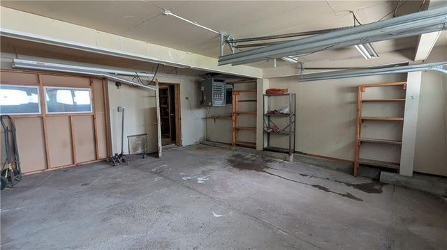 1209 SW Madison Street, Lee's Summit, MO 64081