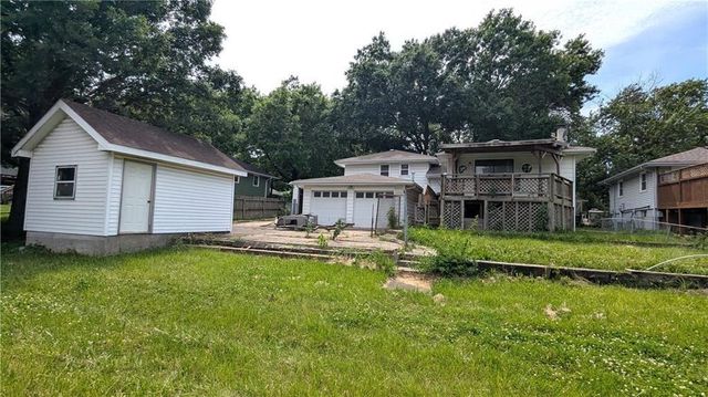 1209 SW Madison Street, Lee's Summit, MO 64081