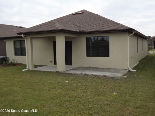 740 Acadia Court SE, Palm Bay, FL 32909