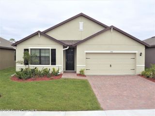 740 Acadia Court SE, Palm Bay, FL 32909