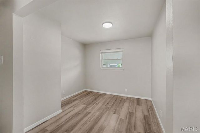 10512 Durness Drive, St Louis, MO 63137