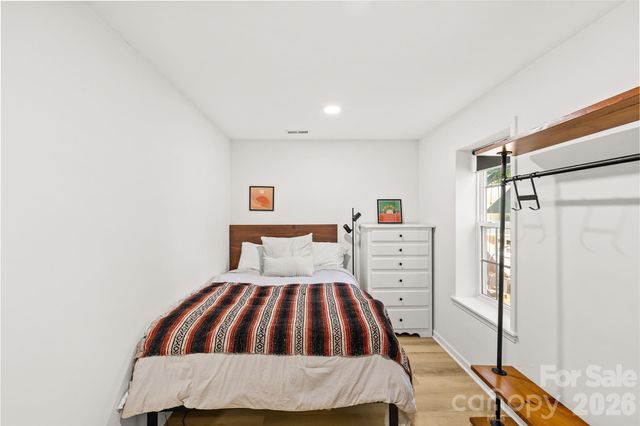 7013 Old Forge Drive, Charlotte, NC 28226