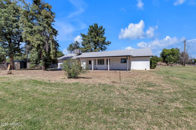 21406 S Greenfield Road, Gilbert, AZ 85298