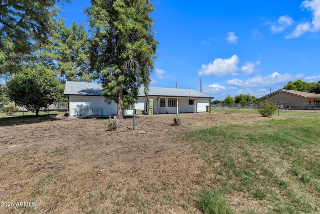 21406 S Greenfield Road, Gilbert, AZ 85298