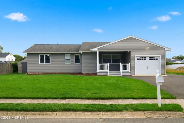 32 Edison Street, Bayville, NJ 08721