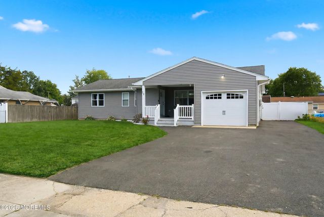 32 Edison Street, Bayville, NJ 08721